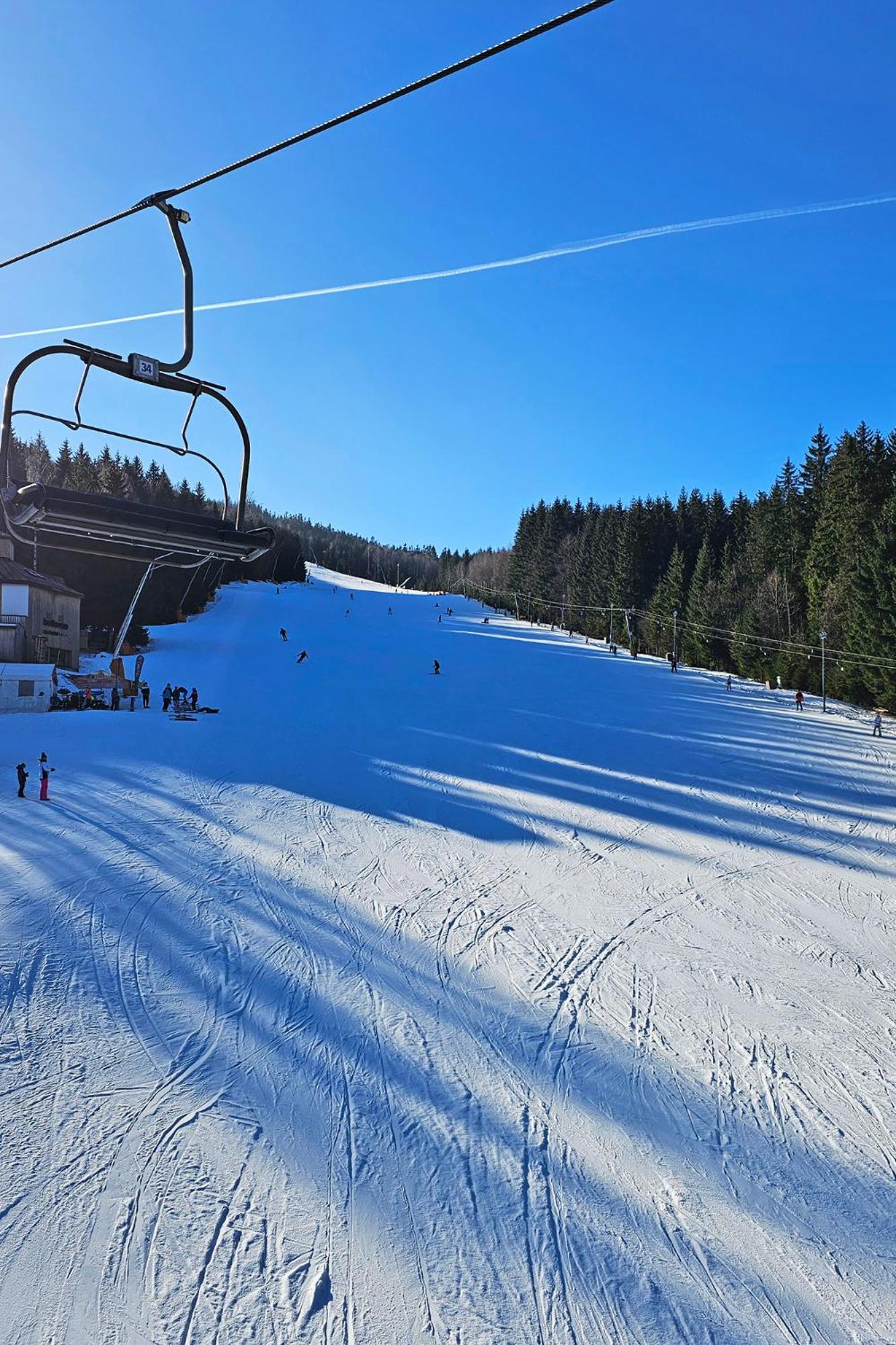 Enjoyharrachov - Atraktivni Slunne Studio Certovka V Centru Harrachova S Garazovym Parkovanim, Wifi-Wlan, Sat, Herni Konzoli, Netflix Zdarma A Nejkrasnejsim Vyhledem Na Certovu Horu S Arealem Skokanskych Mustku A Sjezdovku Exterior foto