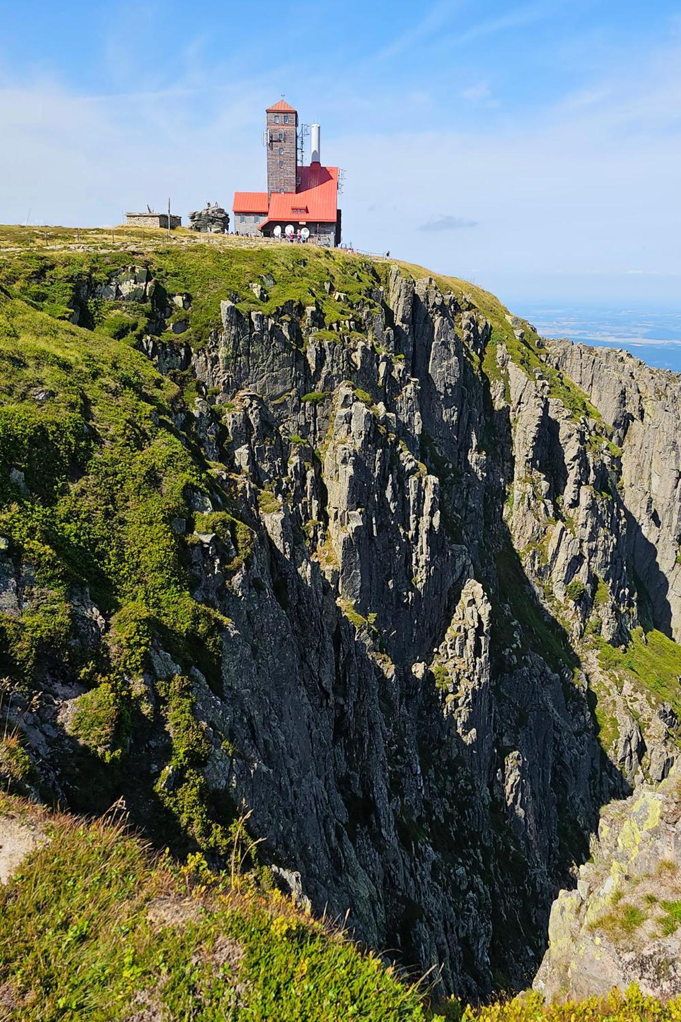 Enjoyharrachov - Atraktivni Slunne Studio Certovka V Centru Harrachova S Garazovym Parkovanim, Wifi-Wlan, Sat, Herni Konzoli, Netflix Zdarma A Nejkrasnejsim Vyhledem Na Certovu Horu S Arealem Skokanskych Mustku A Sjezdovku Exterior foto